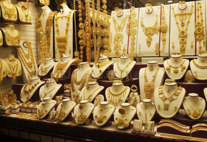 “Latest Update: Unfavorable Shift in Gold and Silver Prices, Current Rate for 10 Grams”.