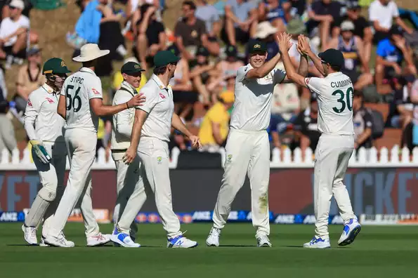 Australia Maintain Control Despite Early Collapse in Second Innings