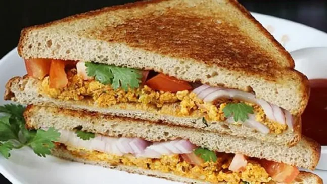 Making of Sandwich Egg Bhurjii