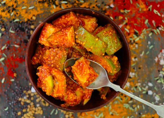 desi-mango-pickle